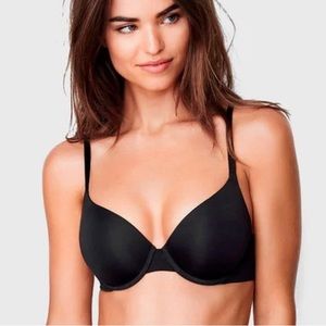 Victoria’s Secret⭐️Lined perfect coverage bra